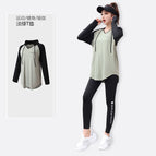 Light green T-shirt / M
