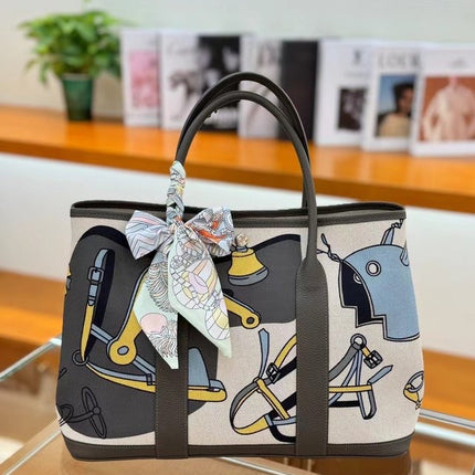 2025 New Canvas Top Layer Cowhide Women's Bag Garden Handbag Large Capacity Genuine Leather Contrast Shoulder Tote Bag