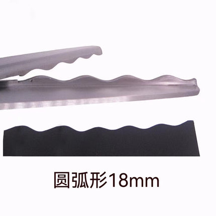 Handmade DIY Triangle Sawtooth Hair Cutter Tailor Scissors Handmade Lace Cutter Wave Cut Lace Household Scissors