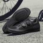 All black lockless shoes / 37