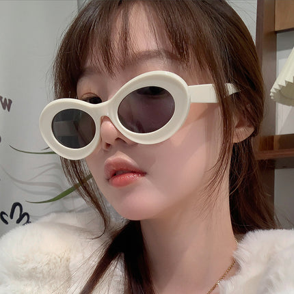 Oleo New Candy Color Small Frame Oval Dopamine Color Sunglasses Travel Party Photo Shade Sunglasses
