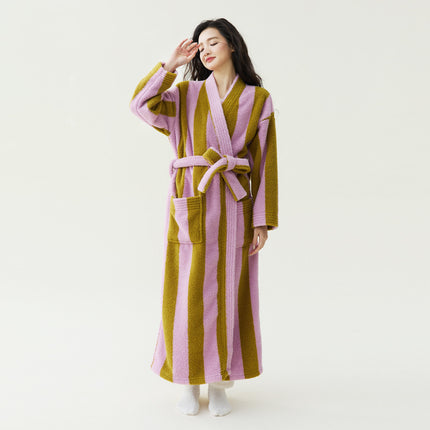 In-Stock Autumn and Winter New Coral Fleece Thickened Beautiful Fleece Men's and Women's Bathrobes, Extra-Long Bathrobes, Couple's Pajamas, Anti-Static