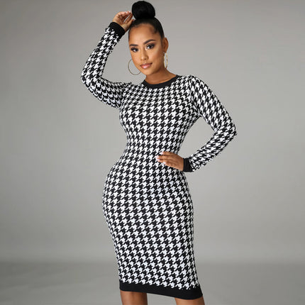 European and American Hot Products 2022 Spring New Long-Sleeved Round Neck Back Cut Out Printing Elegant Slim Skirt Export Wholesale