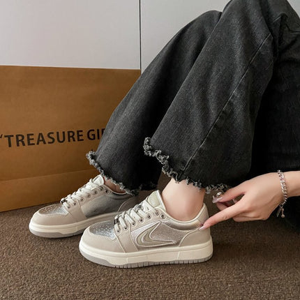 Niche Retro Silver Sneakers for Women, Trendy on Instagram, 2026 New Design, Breathable Flat-Soled American-Style Sports Casual Shoes