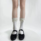 [socks] white background with milky white ribbon / One size fits all [length can be adjusted, stacked or straightened]