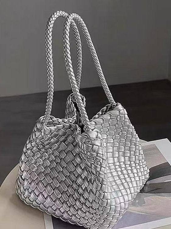 PU Woven Bucket Bag / Sac Seau Tressé PU