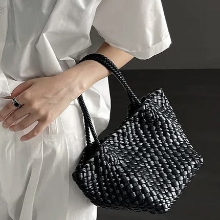 Vegetable Basket Bag Women's 2025 New High-end Sense All-match Dice Exquisite Small Bag Portable Bucket Bag