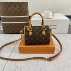 Brown flower with apricot / Length 19 width 11 height 13