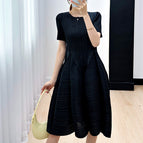 Black round neck short sleeve / Free size