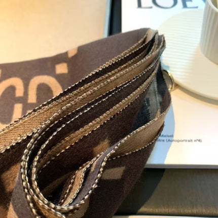 Cc Cashmere Scarf for Women, New Autumn and Winter Style, Extra-Long g Scarf, Air Conditioning Shawl, Cape, Warm Cloak
