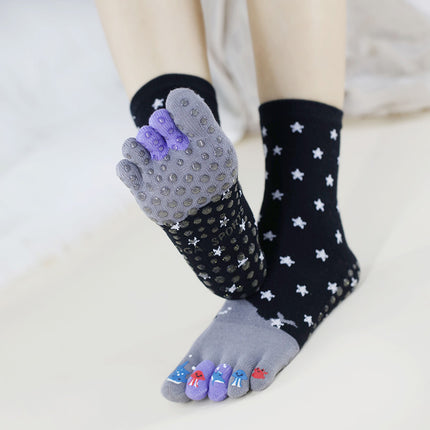 2025 new yoga socks non-slip professional women's five-finger socks pilates socks indoor sports fitness toe socks
