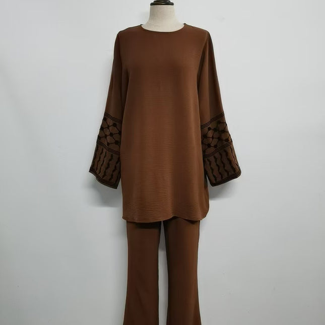 Directly from the Manufacturer: Yiduo Duo's New Embroidered Top and Wide-Leg Pants Set, Elegant Two-Piece Set 24836