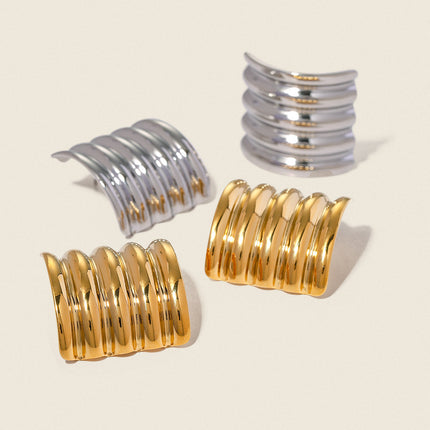 Summer Cool Style 18K Gold Stainless Steel Curved Striped Earrings European and American Internet Celebrity Style High-End Temperament Earrings for Women