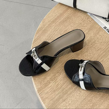 In-Stock Sheepskin Buckle Crocodile-Pattern Commuting High-Heeled Sandals for Women, Chunky Heel, Soft Sole, Light Luxury Style