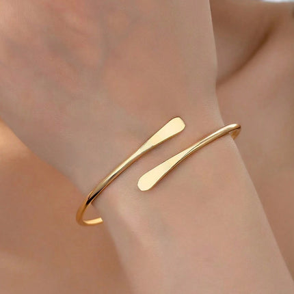 European and American Cross-Border Supply, Flattened Single-Layer Bracelet with Gold Opening, Adjustable Bracelet, Elegant Jewelry