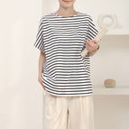 Black and white stripes give a cool feel / M