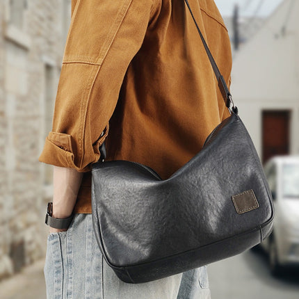 First-Layer Cowhide Men's Crossbody Bag, High-End Genuine Leather Men's Bag, Large-Capacity Commuter Motorcycle Bag, Exclusively for Cross-Border Sales