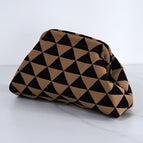 Black camel triangle