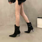 Black / 35