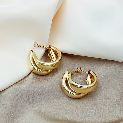 European and American Style Simple Elegant Metal Wind Ring Earrings Retro Exaggerated Irregular Electroplating High-grade Earrings for Women