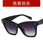 Black frame double gray sheet