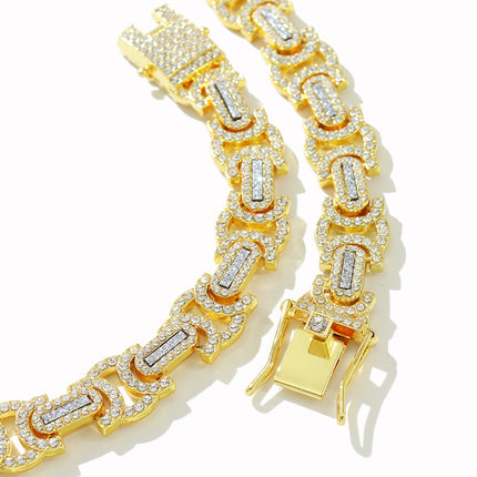 Cross-border European and American hip-hop men's and women's fashion cool flash decorative neck chain diamond geometric personality stitching clavicle chain necklace