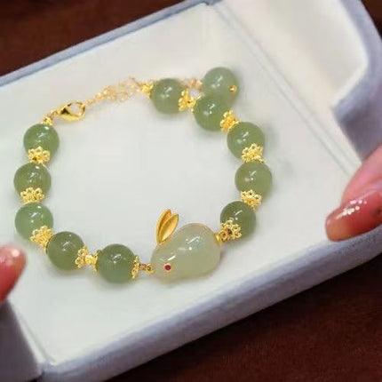 Imitation Hetian Yu bracelet female ins niche design non-fading retro light luxury temperament bracelet girlfriends gift Bai match