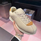 Off-white / 35