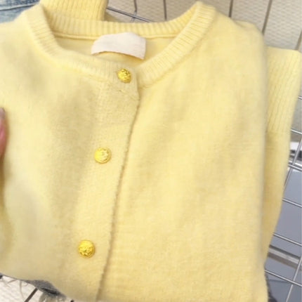 CHAO class recommend! White cream retro small gold button round neck soft waxy knitted cardigan sweater women's autumn and winter