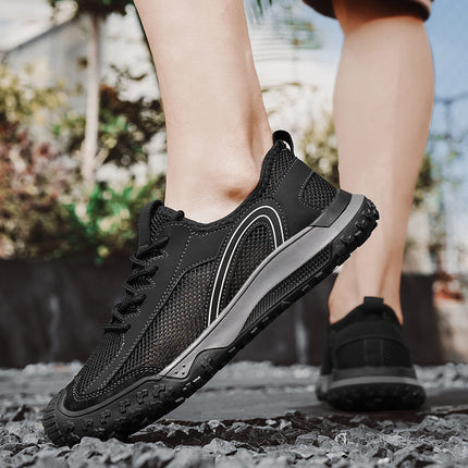 Men's shoes summer 2025 men's net shoes thin mesh casual board shoes men's outdoor light sports shoes wholesale