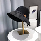 Black / Adjustable