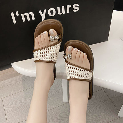 Niche Thong Toe Sandals for Women's Summer Outer Wear 2025 New French Style with Skirt Flats Roman Retro Woven Shoes