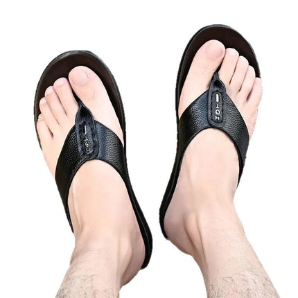 New first-layer leather flip-flops trendy men's shoes summer casual deodorant outdoor men's sandals and slippers a generation of hair