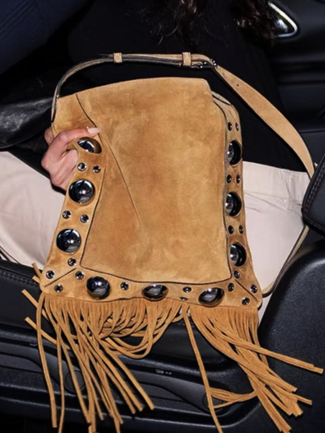 Cross-border in stock Bohemian-style Niche Design Imitation Deerskin Velvet Postman Rivet Tassel Shoulder Crossbody Warehouse