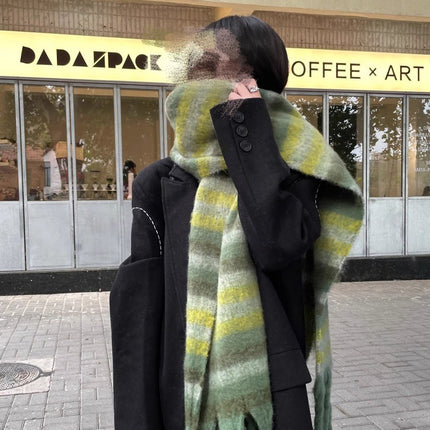 Retro Green Stripesd Scarf for Women Winter 2025 New Korean Style Circle Yarn Scarf Thickeneded Warm Student Shawl