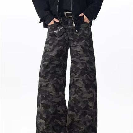 Camouflage Jeans for Men, Washed and Distressed, American Hip-Hop Style, Stylish Curved Knife Pants, Loose and Versatile Floor-Length Pants