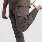 Brown / M