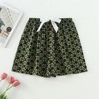 Women's shorts/green flowers / free size (40.00 kg-65.00 kg