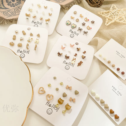 Autumn and Winter New Amber Cat Silver Needle Earrings Elegant Versatile Earrings Women Ins Maillard Earrings High-End