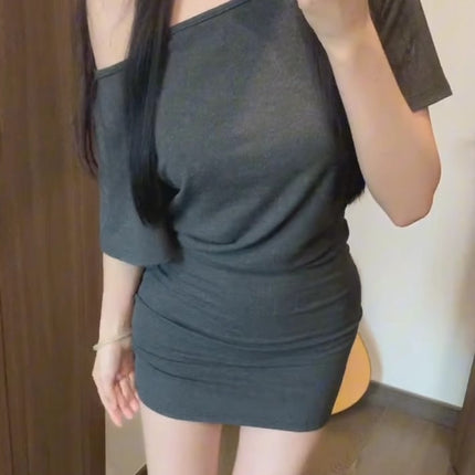 Charcoal Gray Slanted Shoulder Short-Sleeved Hip-Hugging Skirt Summer New Pure Desire One-Shoulder Sexy Off-Shoulder Slimming Waist Dress