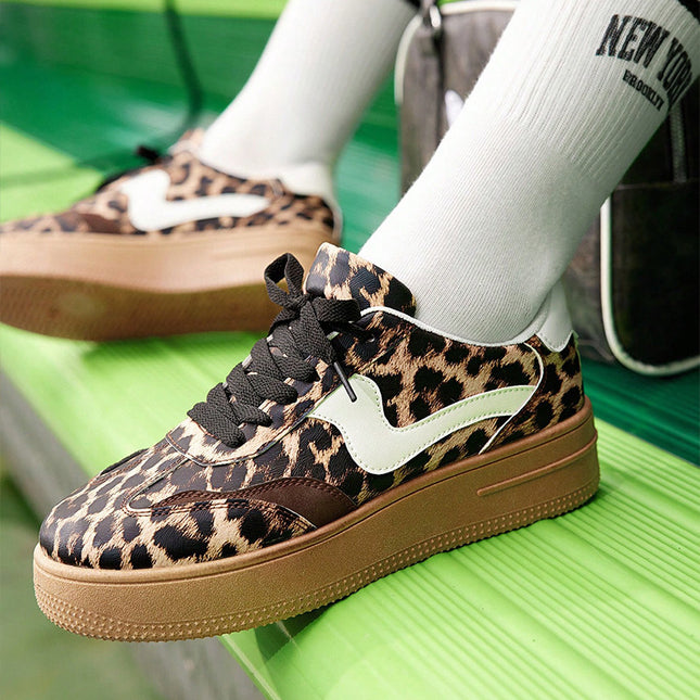 Spring and Summer New White Shoes Women's Leather All-match Sports Casual Women's Shoes Student Lace-up Non-slip Leopard Print Fashion Sneakers