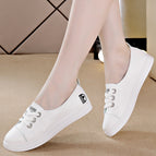 2288 white and black / 35
