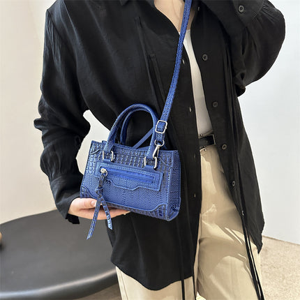 Niche Design High-End Bags for Women 2025 New British Retro Motorcycle Exquisite Small Square Bag Versatile Crossbody Bag