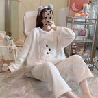 White cute bear plush / M