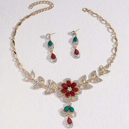 Factory wholesale Europe and the United States cross-border fashion luxury water drop flower necklace earrings two-piece elegant exquisite high-end sense