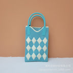 Diamond grid sky blue (small)