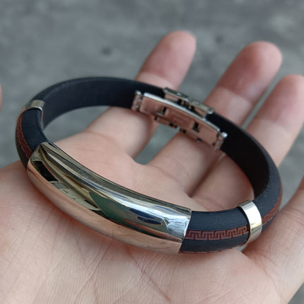Cross-border stainless steel silicone bracelet sports arc bracelet black red European and American couples bracelet manufacturers wholesale