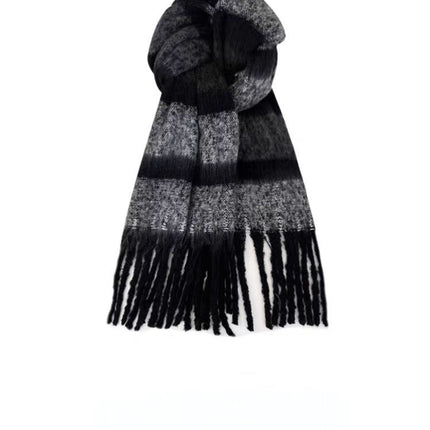 Korean-Style Green Plaid Striped Scarf for Women, Autumn and Winter Warm Versatile Shawl, Stylish and Trendy Neck Scarf