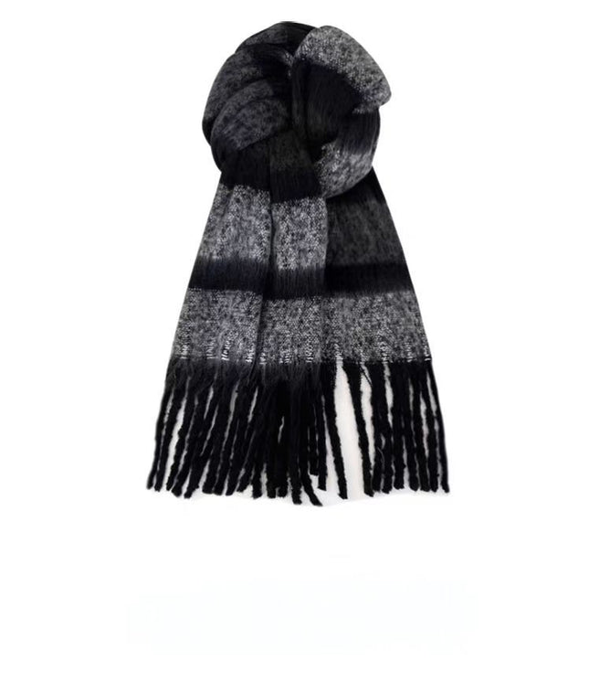 Korean-Style Green Plaid Striped Scarf for Women, Autumn and Winter Warm Versatile Shawl, Stylish and Trendy Neck Scarf