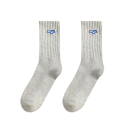 Zhuji men's socks stockings men's autumn and winter deodorant sweat-absorbent sports boys white summer tube socks ins tide